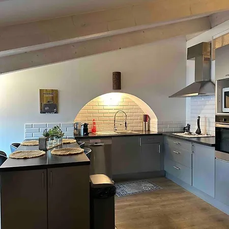 A Rousse 70 M² Avec Terrasse Διαμέρισμα LʼÎle-Rousse