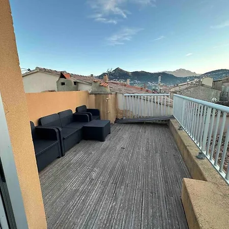 A Rousse 70 M² Avec Terrasse * LʼÎle-Rousse